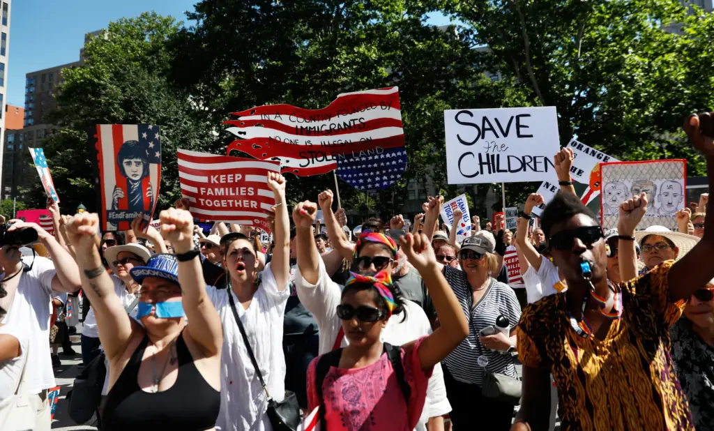 Debate en Estados Unidos por propuesta de eliminar ICE tras acusaciones de generar miedo en comunidades inmigrantes de Nueva York.