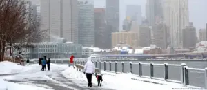 Megatormenta en Nueva York con nieve intensa y estado de emergencia activado para proteger transporte y servicios esenciales