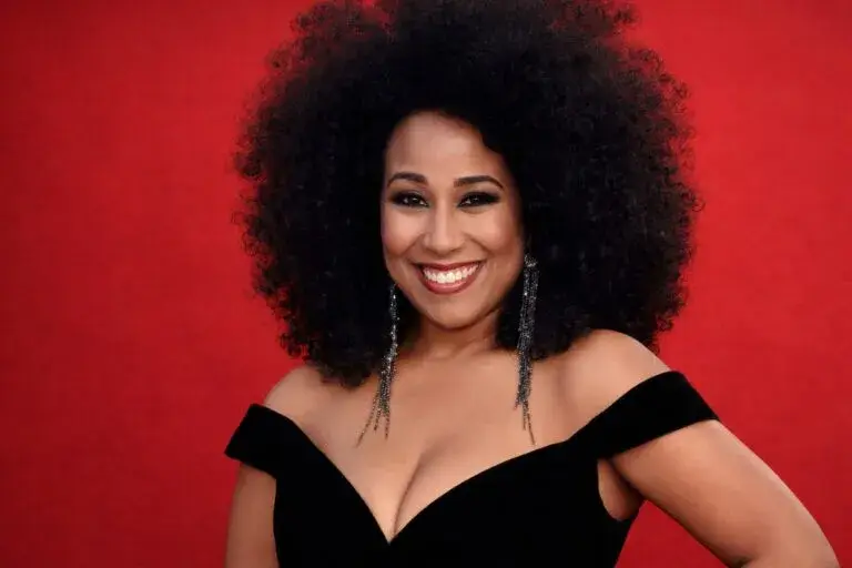 Aymee Nuviola en jazz latino Nueva York durante presentación en Lincoln Center con público internacional