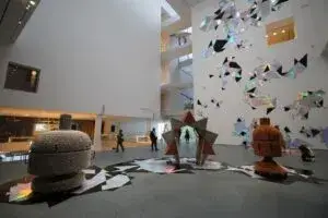 Día de la Madre en Nueva York con brunch elegante y vistas al skyline en restaurante de Manhattan