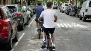 Bicicletas en Brooklyn recorren calles seguras y limpias de Nueva York durante 2026