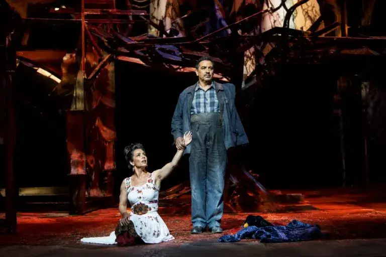 Ópera Frida y Diego en Nueva York inspirada en Kahlo y Rivera durante su estreno en el Met