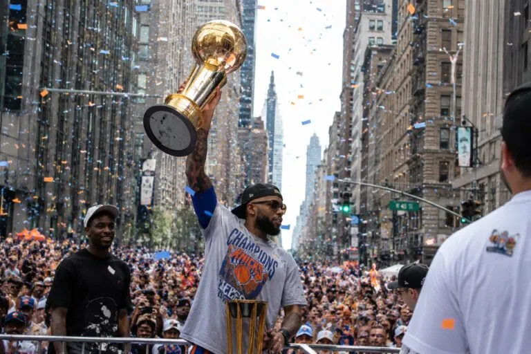 Knicks celebran un histórico campeonato en Nueva York tras 53 años de espera ante más de un millón de aficionados