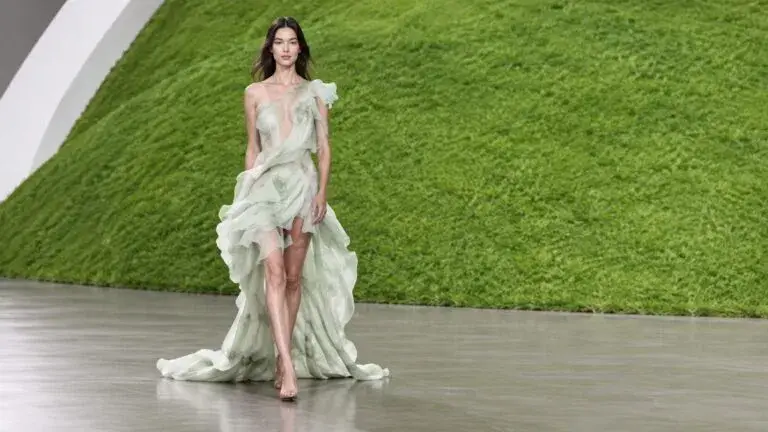 La Semana de la Moda de Nueva York presenta color, texturas y volumen en sus colecciones para primavera 2027.