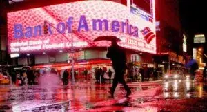 Un ataque aparentemente aleatorio paralizó una de las zonas más concurridas de Nueva York. Pamela Cisneros, de 49 años, apuñaló a un hombre y a una mujer en pleno Times Square