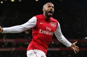 Ático de Thierry Henry en New York ubicado en SoHo con amplias terrazas y vistas de Manhattan.
